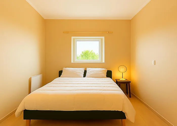 Cocon Neuf Entre Et Campagne 4pers Parking Prive Apartament